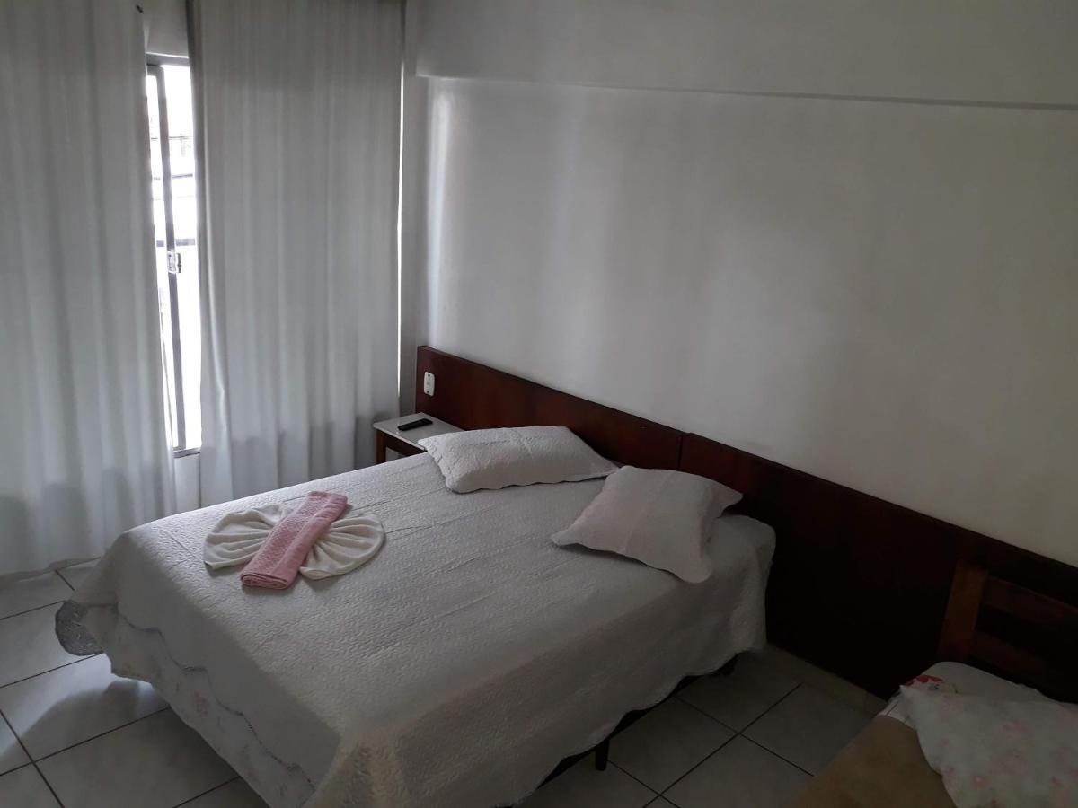 Hotel Pinotti Ltda クリティバノス エクステリア 写真